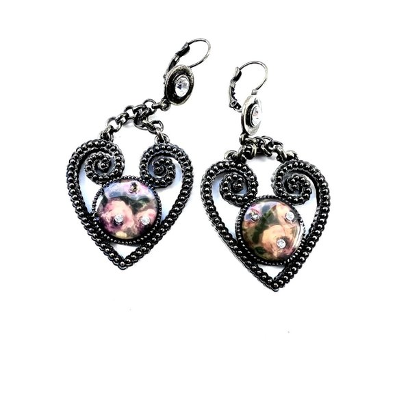 Tear Drop Heart Shape Woman Earrings and Red Roses Crystal Theme - Picture 2 of 4